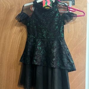 NWT Girl’s size 4 / 5 Wicked Green Dress